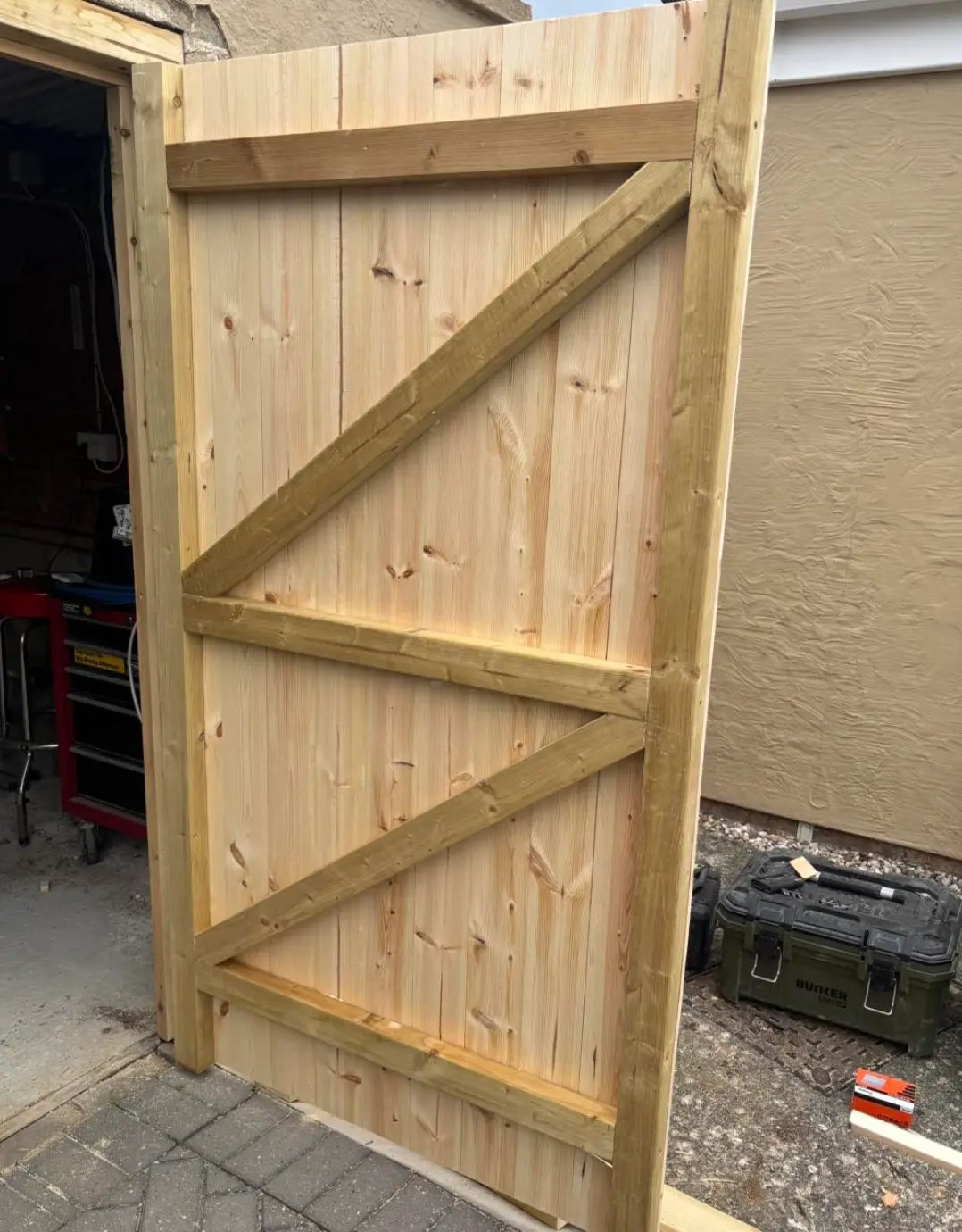 New made-to-measure ledged and braced timber gate